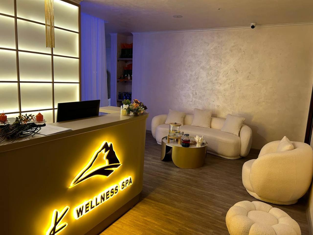 Eighty Eight Deluxe Hotel & Spa تساجكادزور المظهر الخارجي الصورة